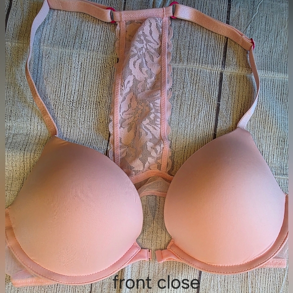 Victoria's Secret Size 34B Pink Front Close Push Up Bra. In great Pre-owned cond - Picture 6 of 6